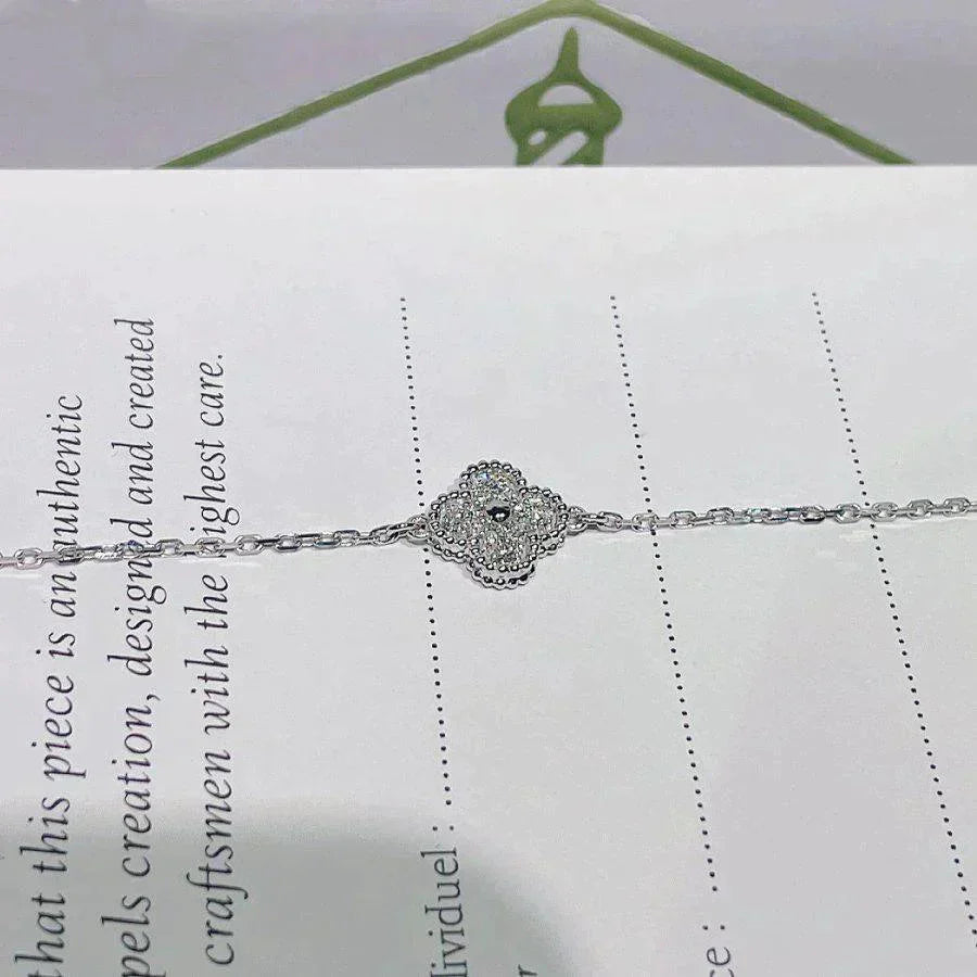 ¡®Imperial¡¯CLOVER  SINGLE FLOWER BRACELET SILVER